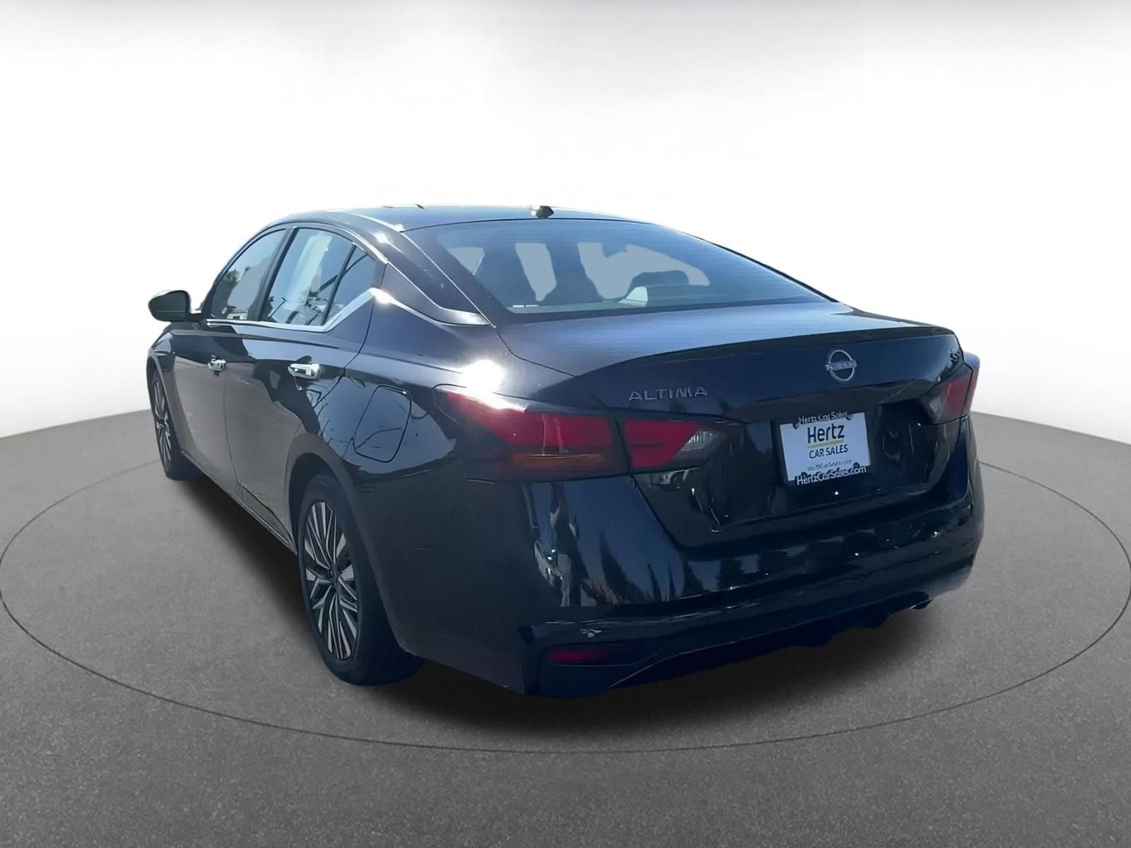 Thumbnail: 2024 Nissan Altima - 11
