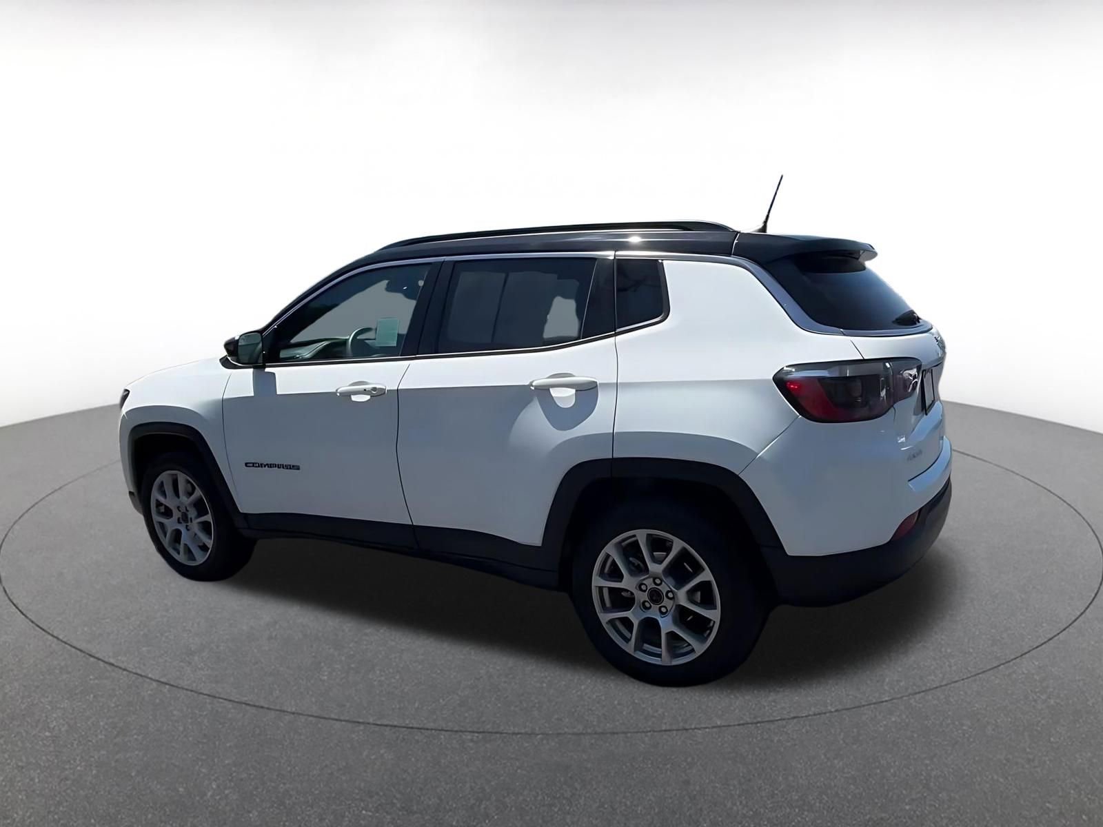 Thumbnail: 2025 Jeep Compass - 10