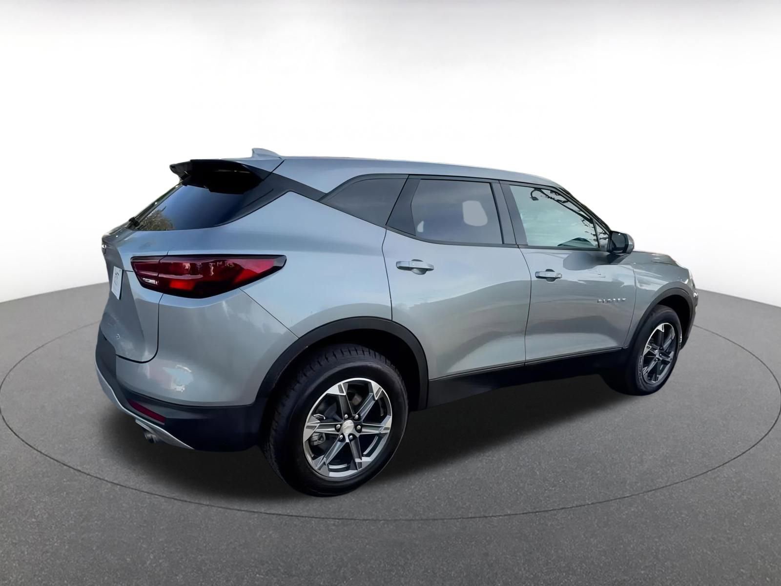 Thumbnail: 2025 Chevrolet Blazer - 15