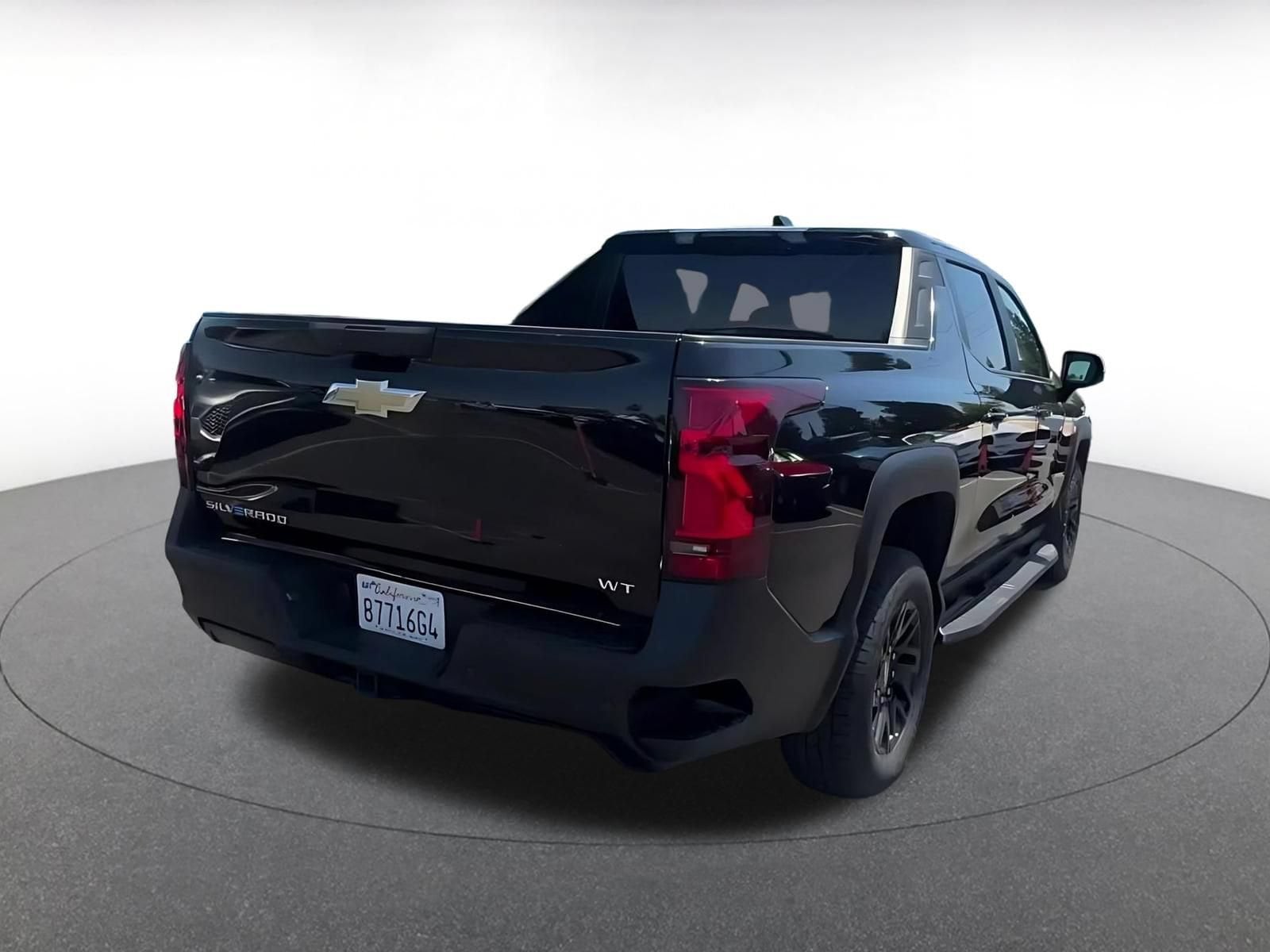 Thumbnail: 2024 Chevrolet Silverado EV - 15