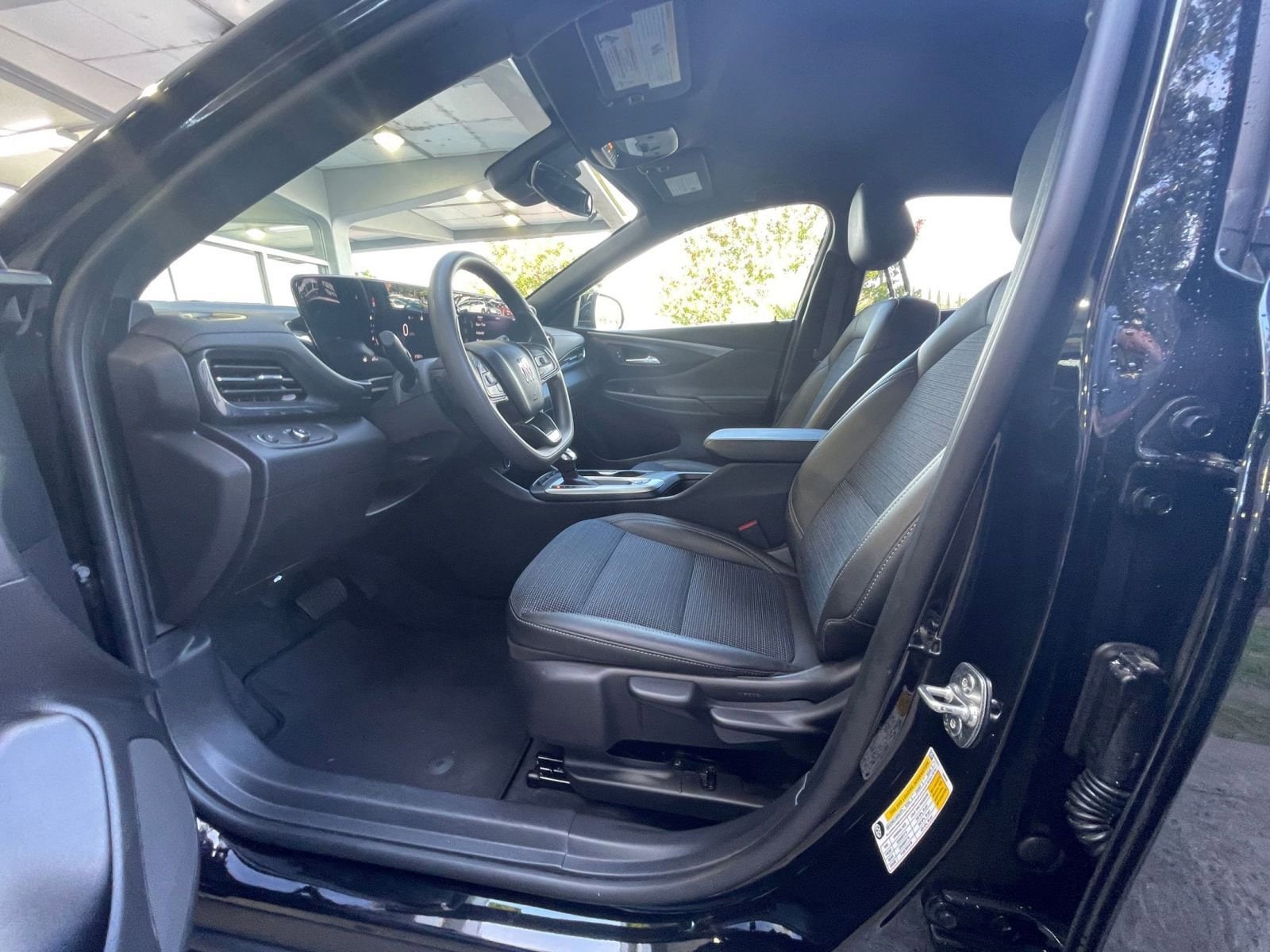 Thumbnail: 2025 Buick Envista - 21