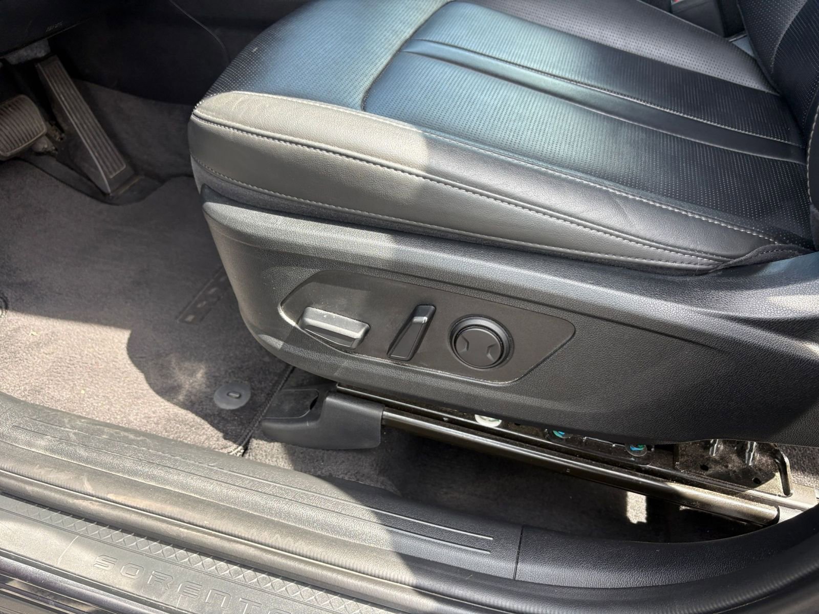 Thumbnail: 2024 Kia Sorento - 23
