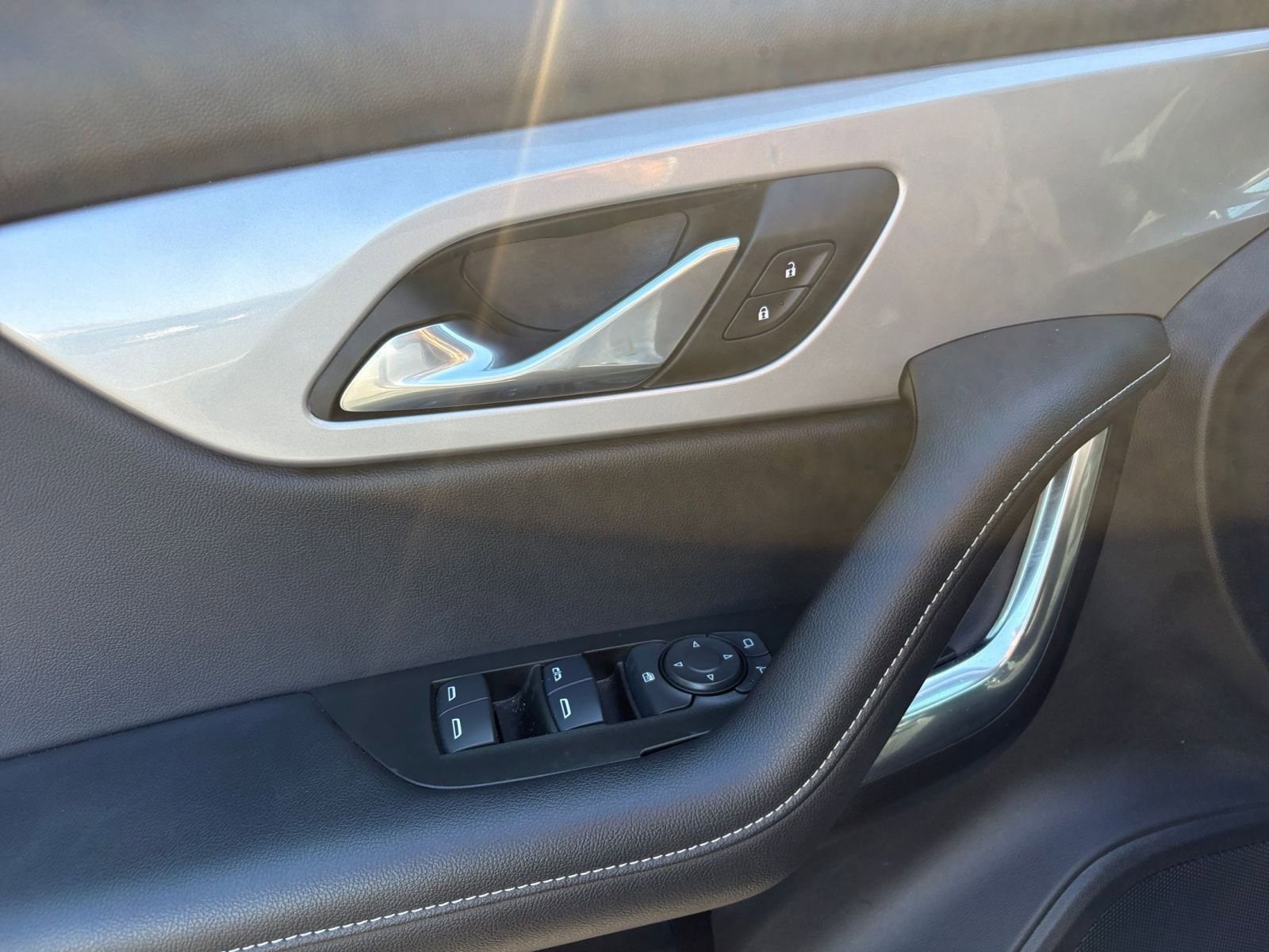 Thumbnail: 2025 Chevrolet Blazer - 18