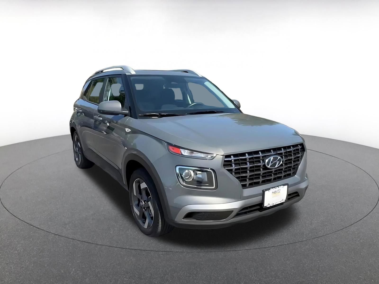 Thumbnail: 2025 Hyundai Venue - 3