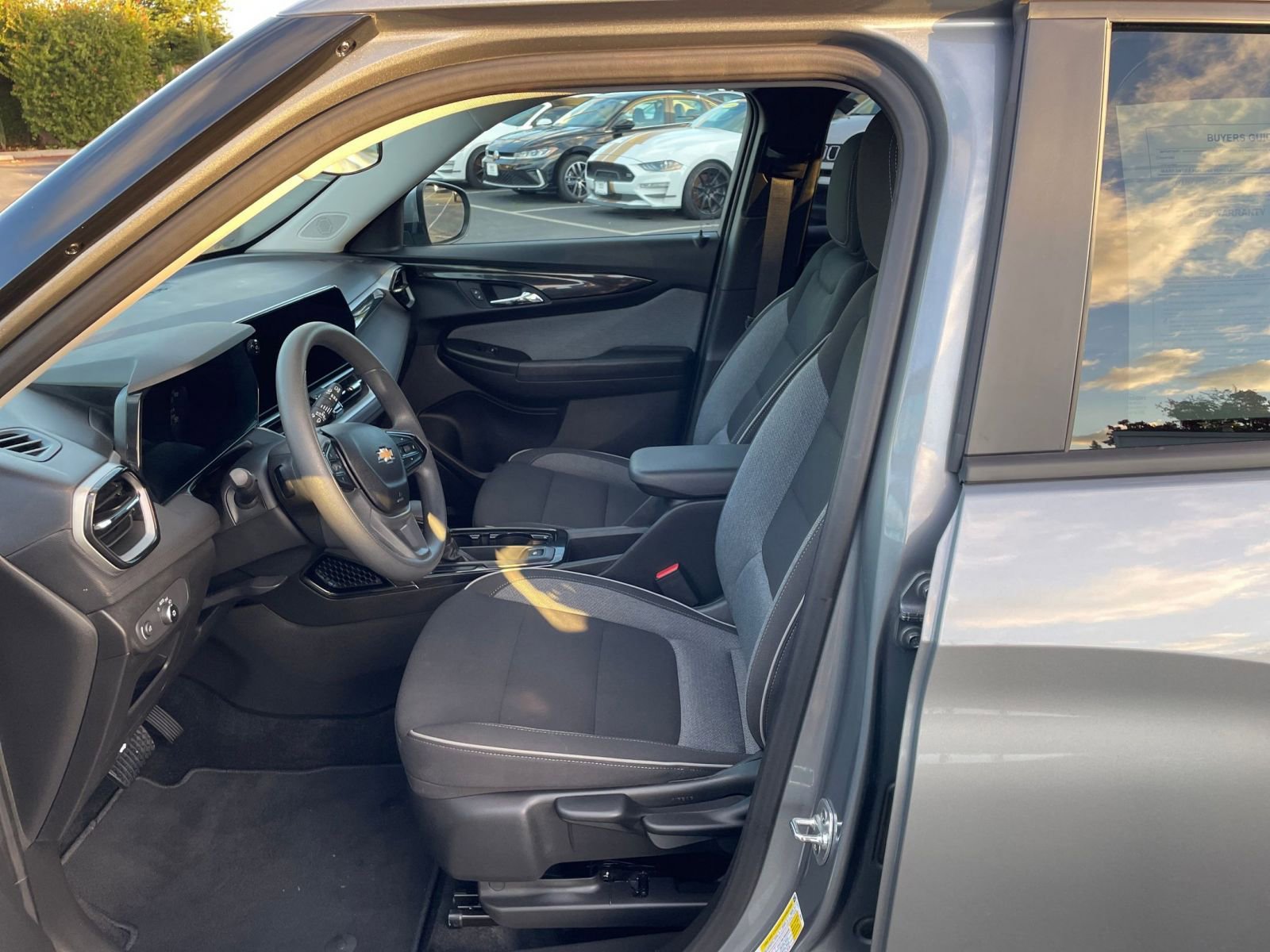 Thumbnail: 2025 Chevrolet TrailBlazer - 21