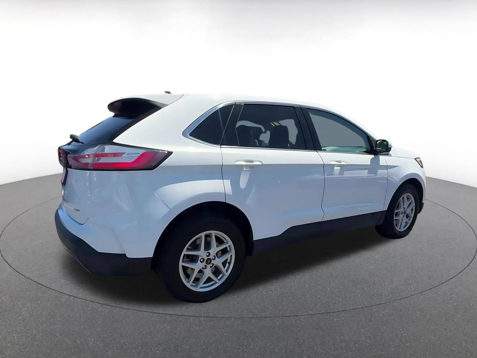 Thumbnail: 2024 Ford Edge - 15