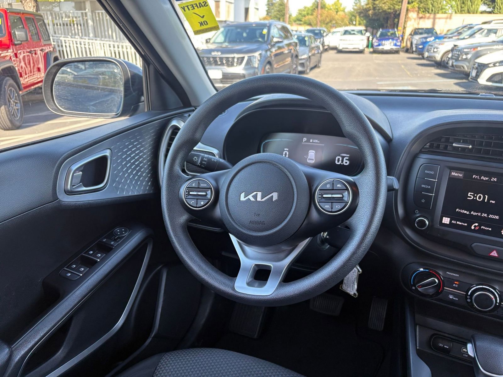 Thumbnail: 2025 Kia Soul - 32