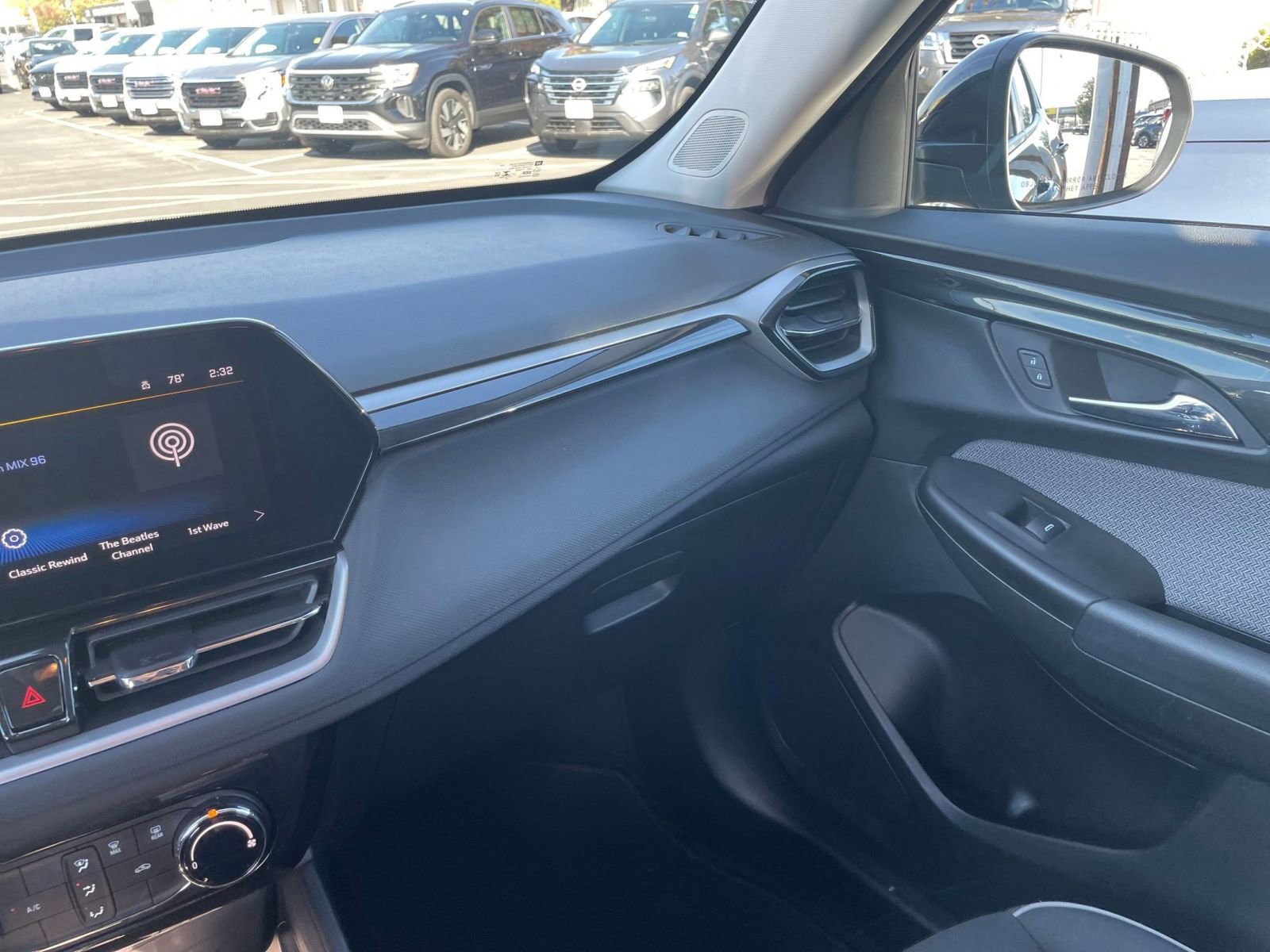 Thumbnail: 2025 Chevrolet TrailBlazer - 33