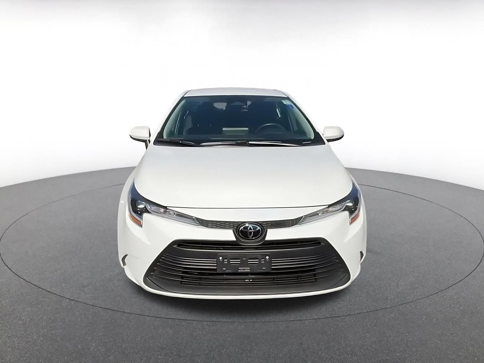Thumbnail: 2025 Toyota Corolla - 4