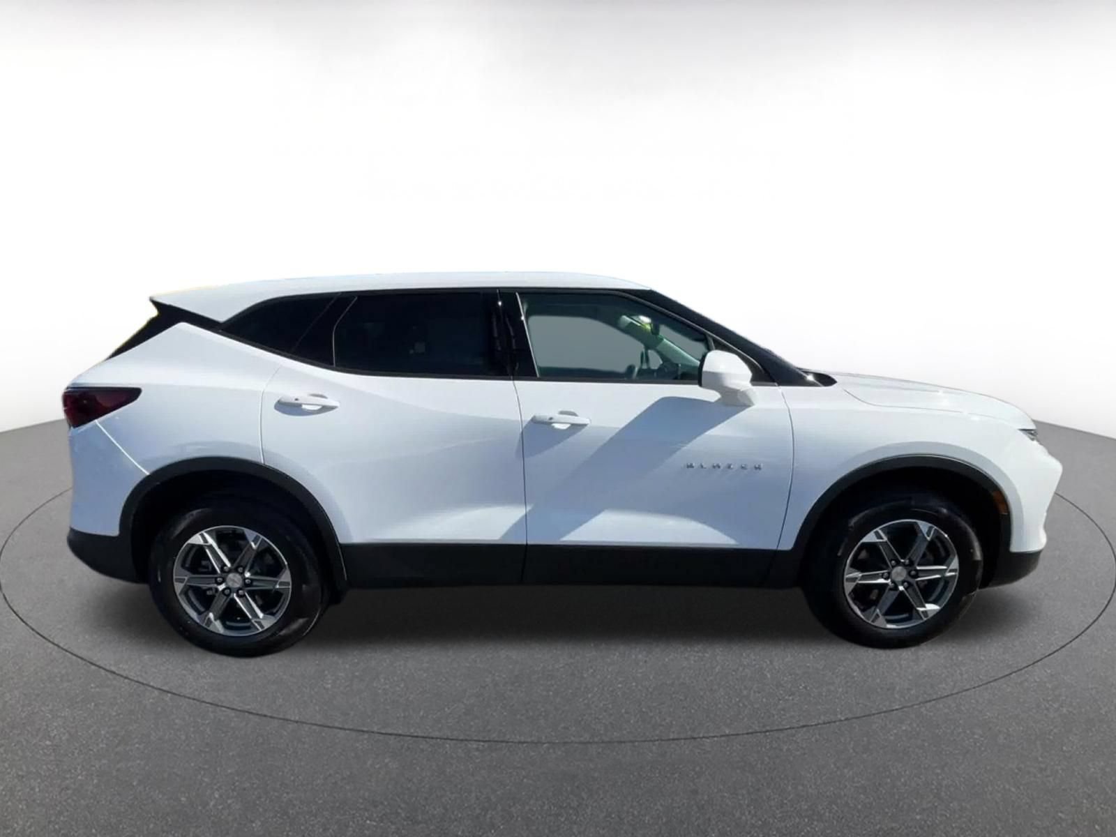 Thumbnail: 2025 Chevrolet Blazer - 13
