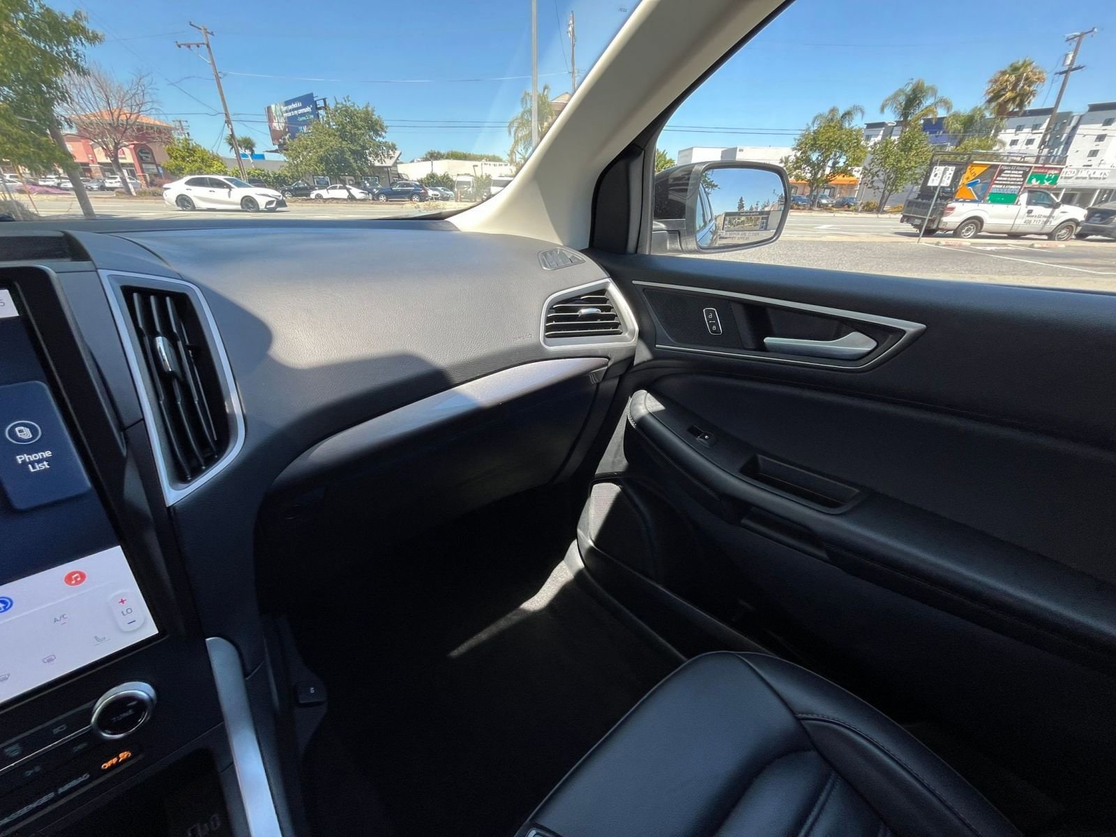 Thumbnail: 2024 Ford Edge - 35
