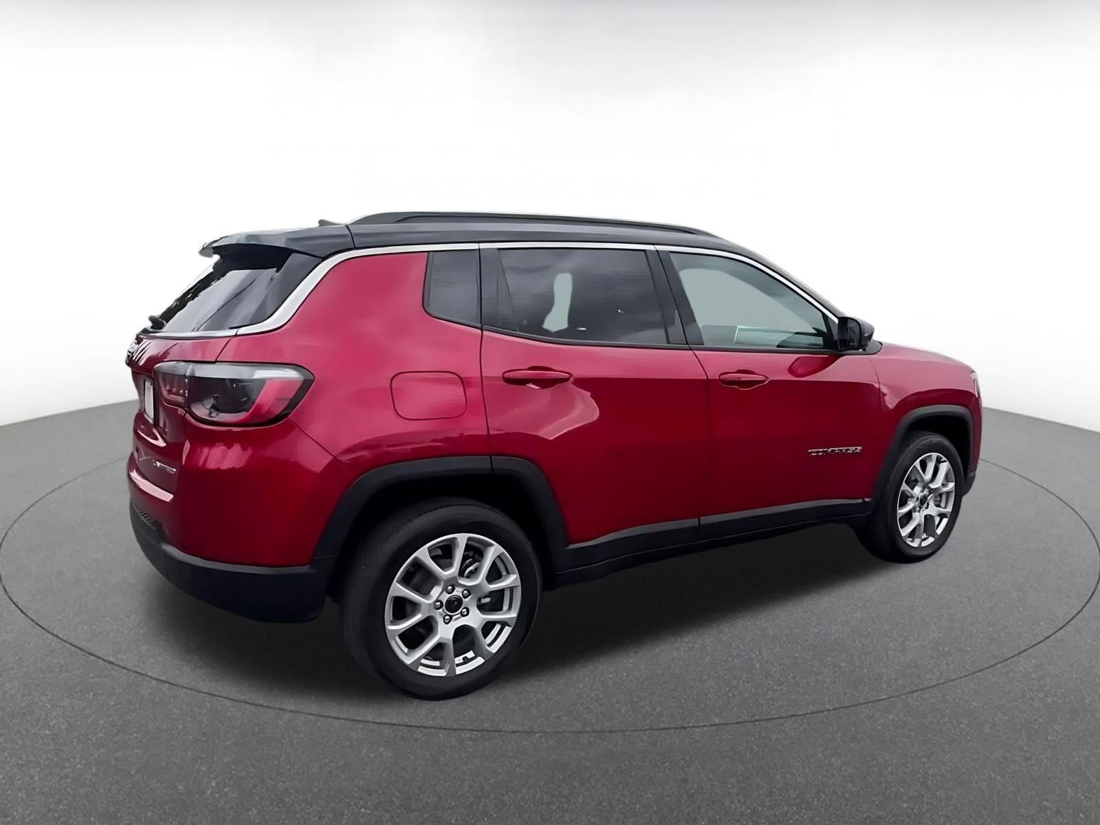 Thumbnail: 2025 Jeep Compass - 15