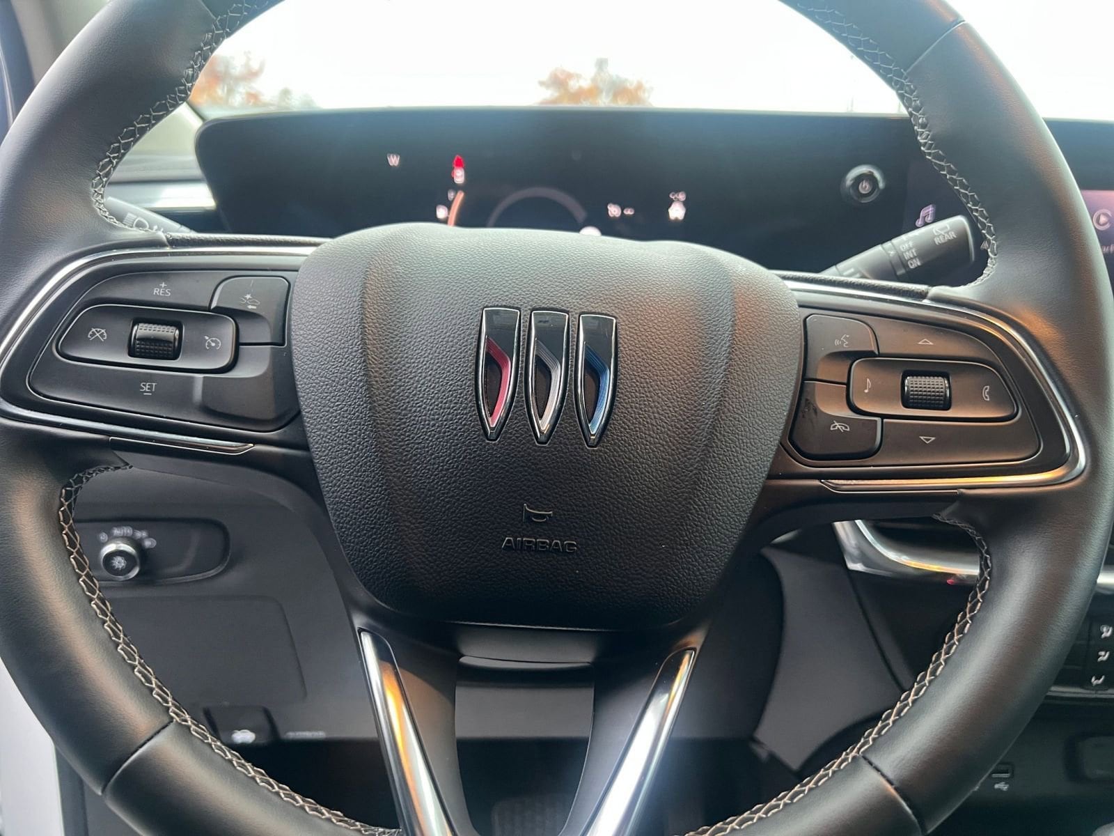 Thumbnail: 2025 Buick Encore GX - 28