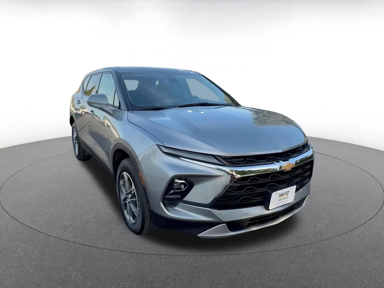Thumbnail: 2025 Chevrolet Blazer - 3