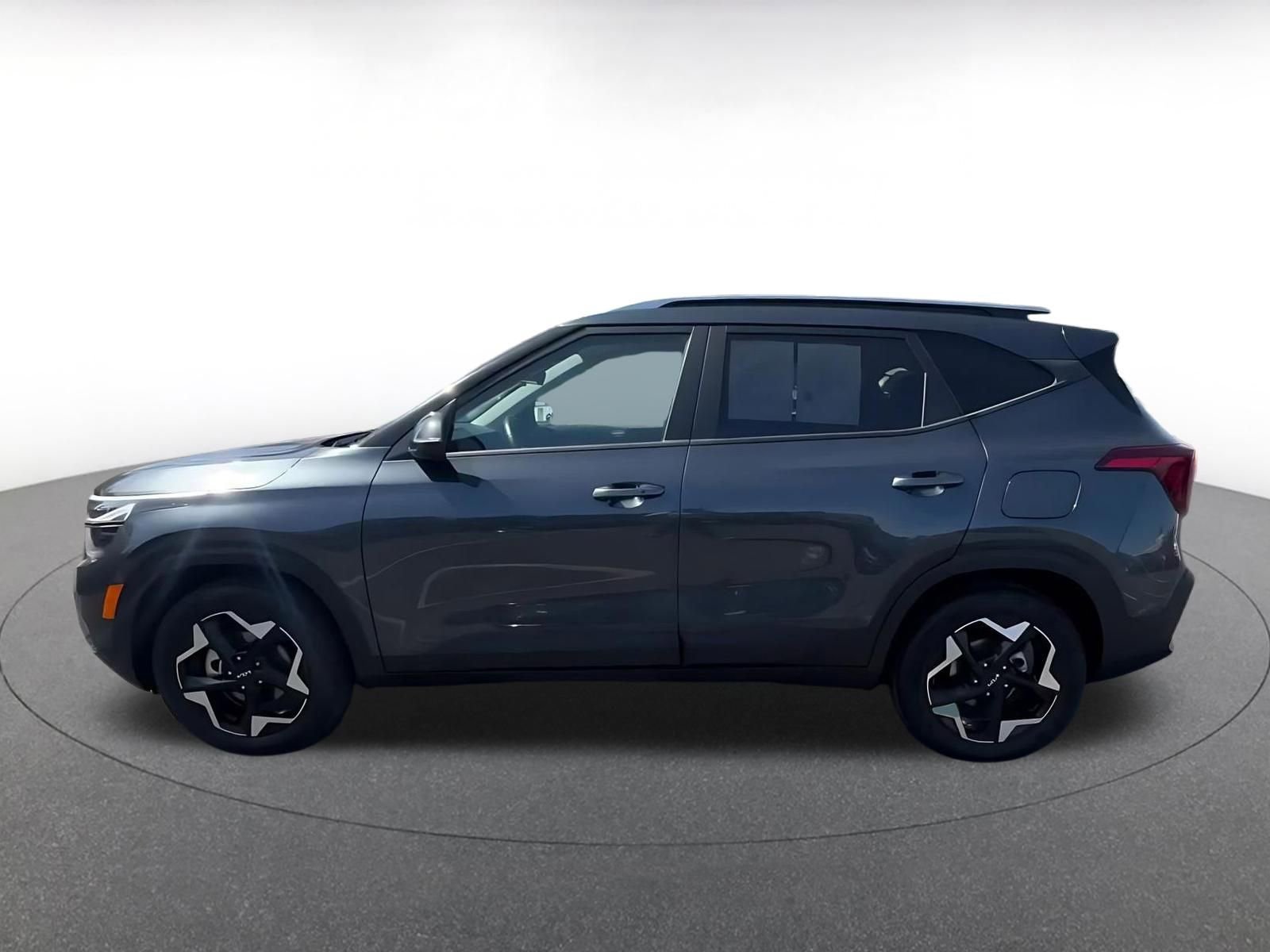 Thumbnail: 2025 Kia Seltos - 9
