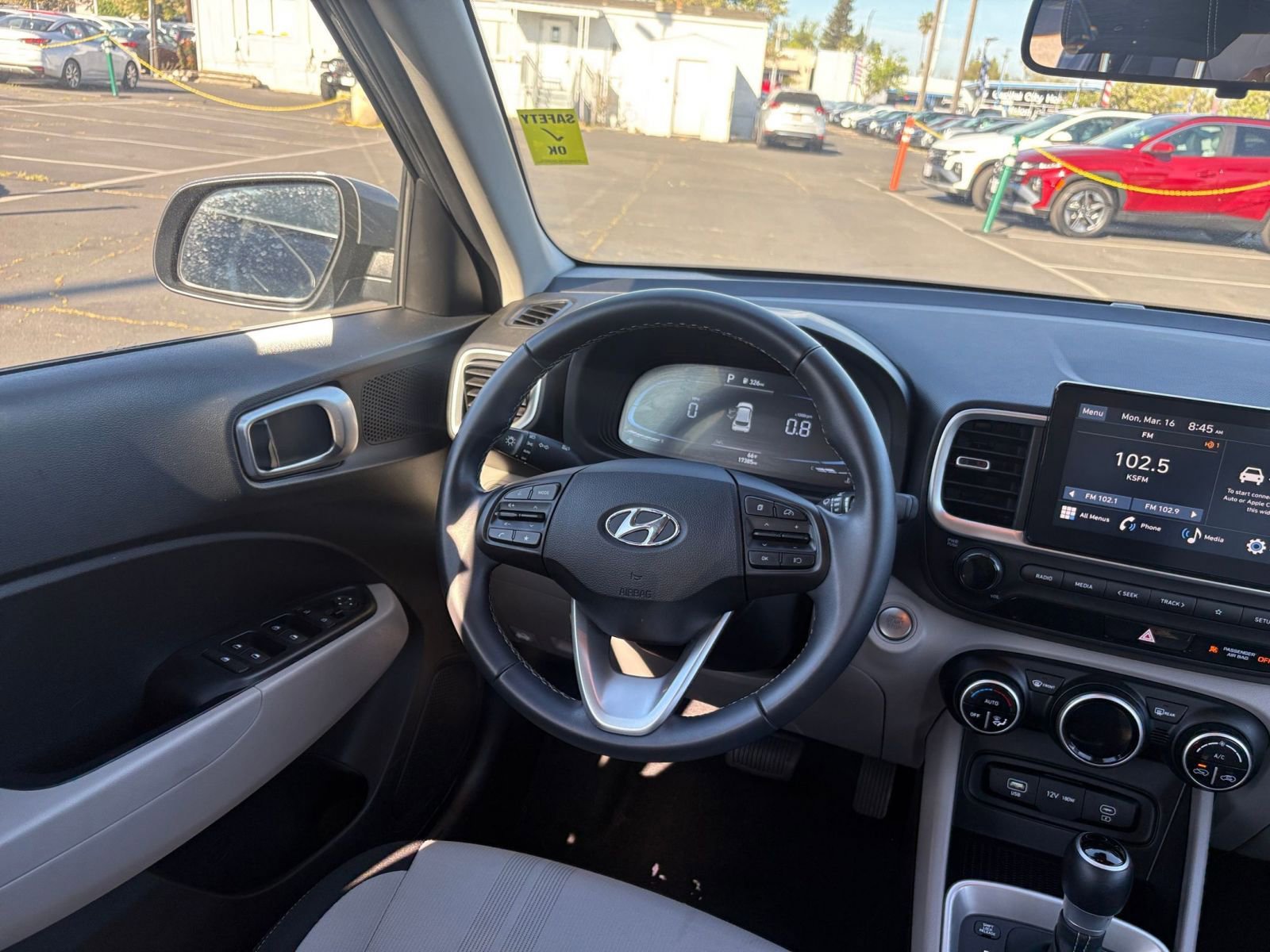 Thumbnail: 2025 Hyundai Venue - 34