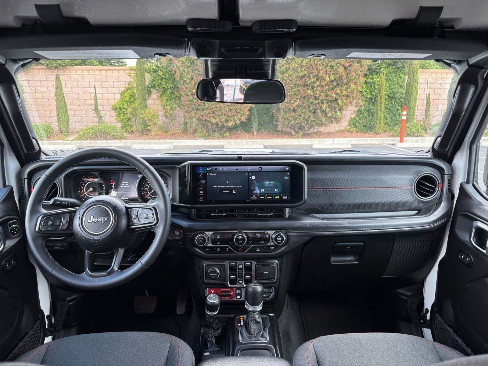 Thumbnail: 2025 Jeep Wrangler - 32