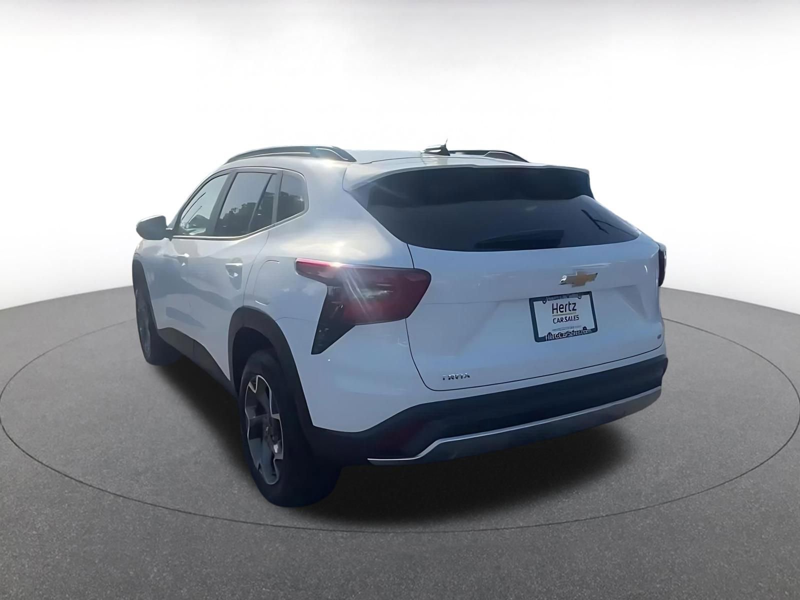 Thumbnail: 2025 Chevrolet Trax - 11