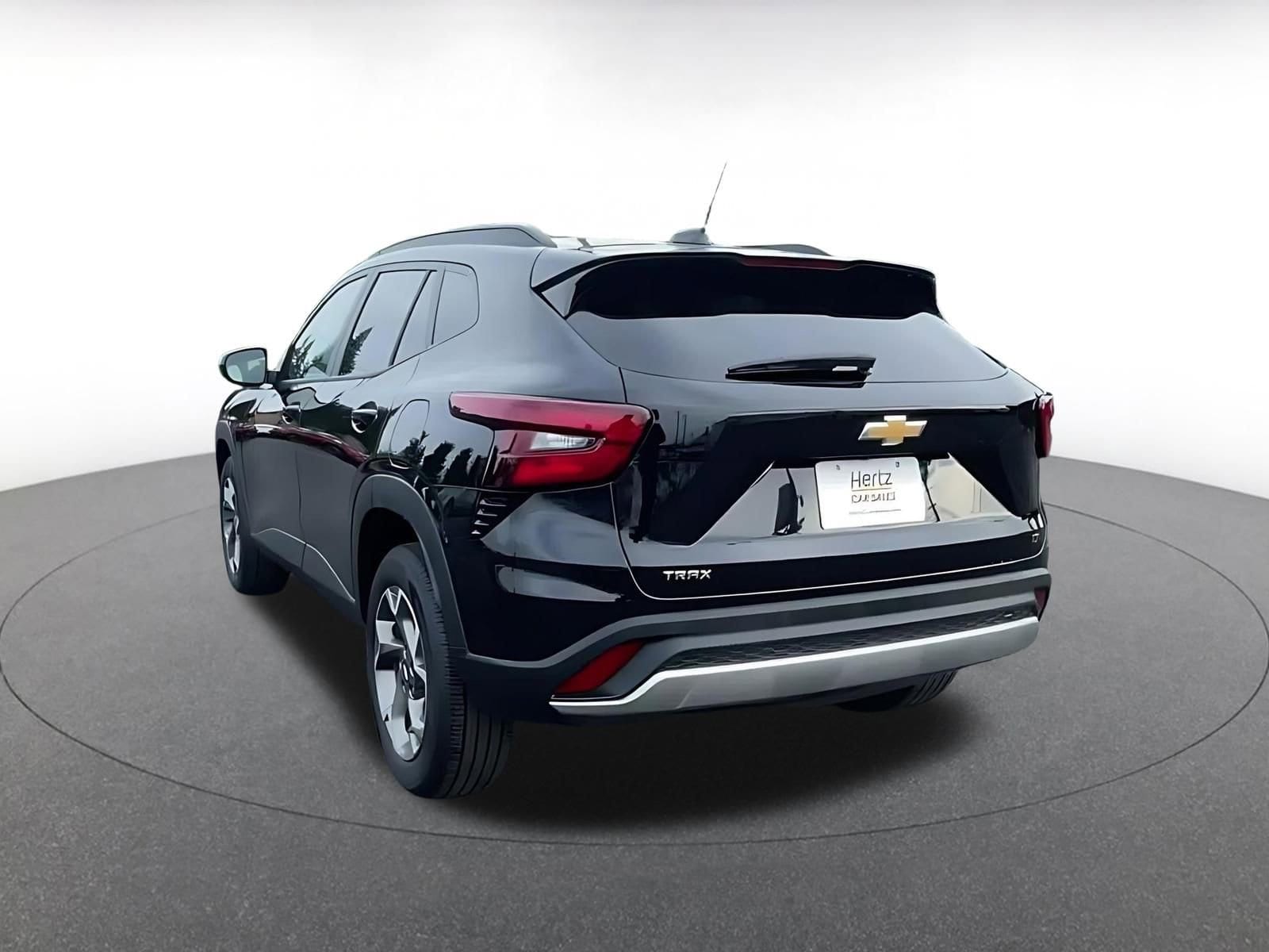 Thumbnail: 2025 Chevrolet Trax - 11