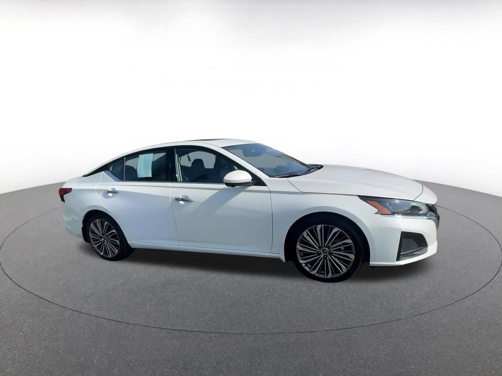 2024 Nissan Altima SL 2