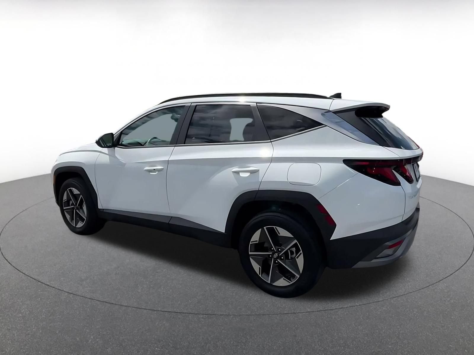 Thumbnail: 2026 Hyundai Tucson - 9