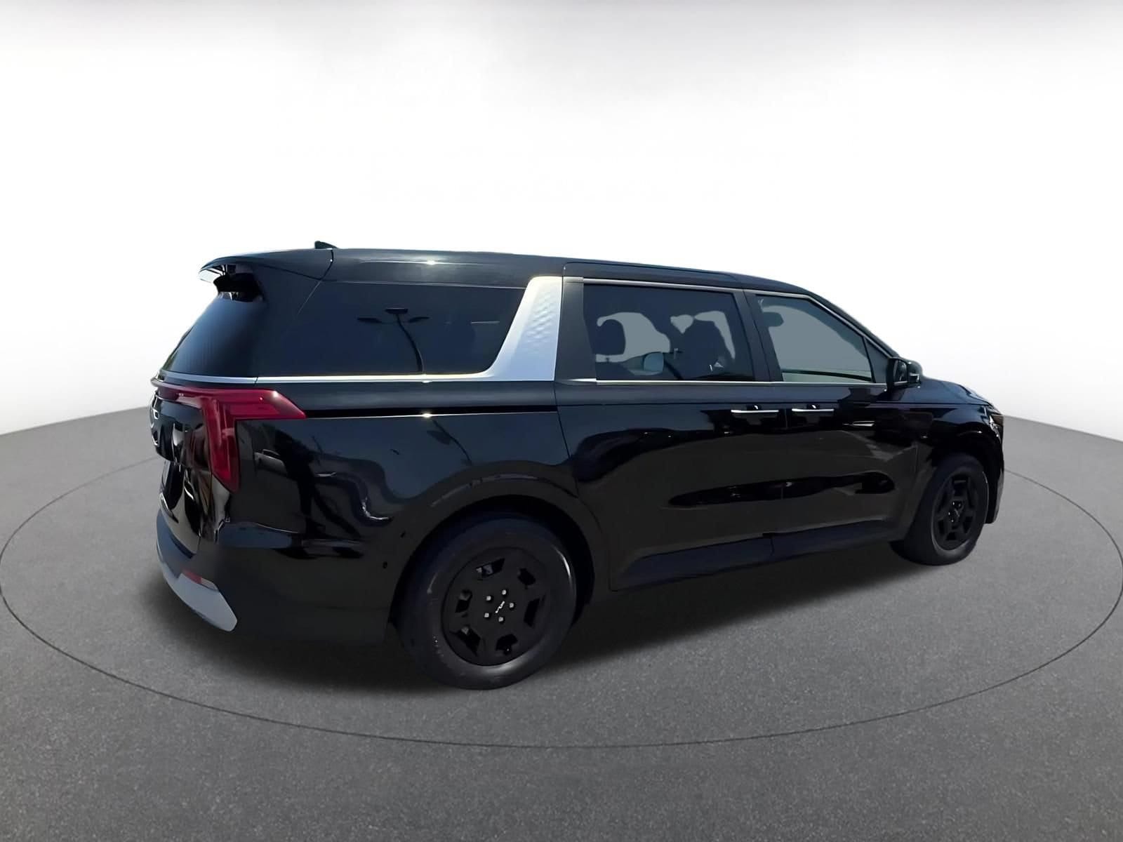 Thumbnail: 2026 Kia Carnival - 15