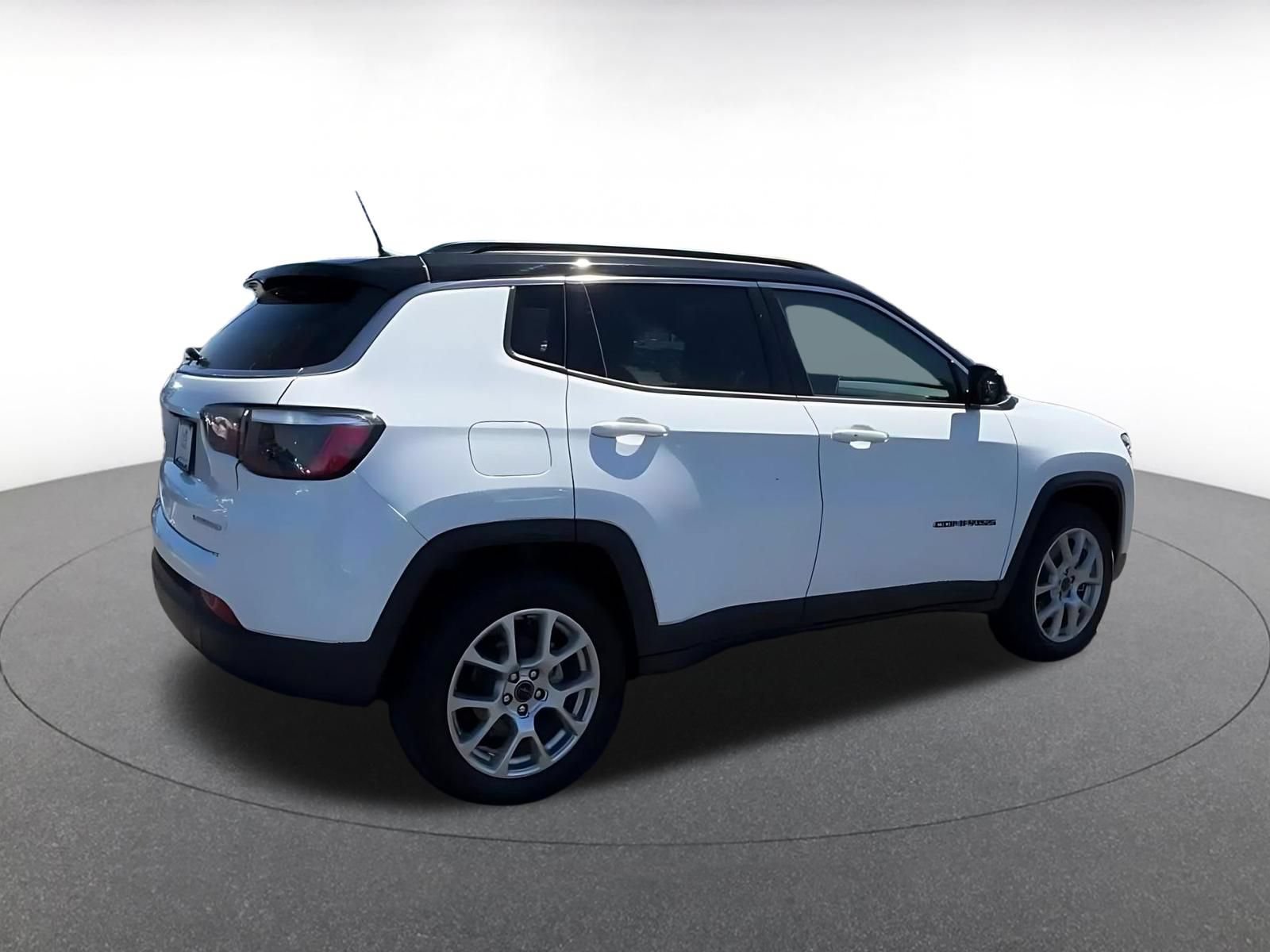 Thumbnail: 2025 Jeep Compass - 15
