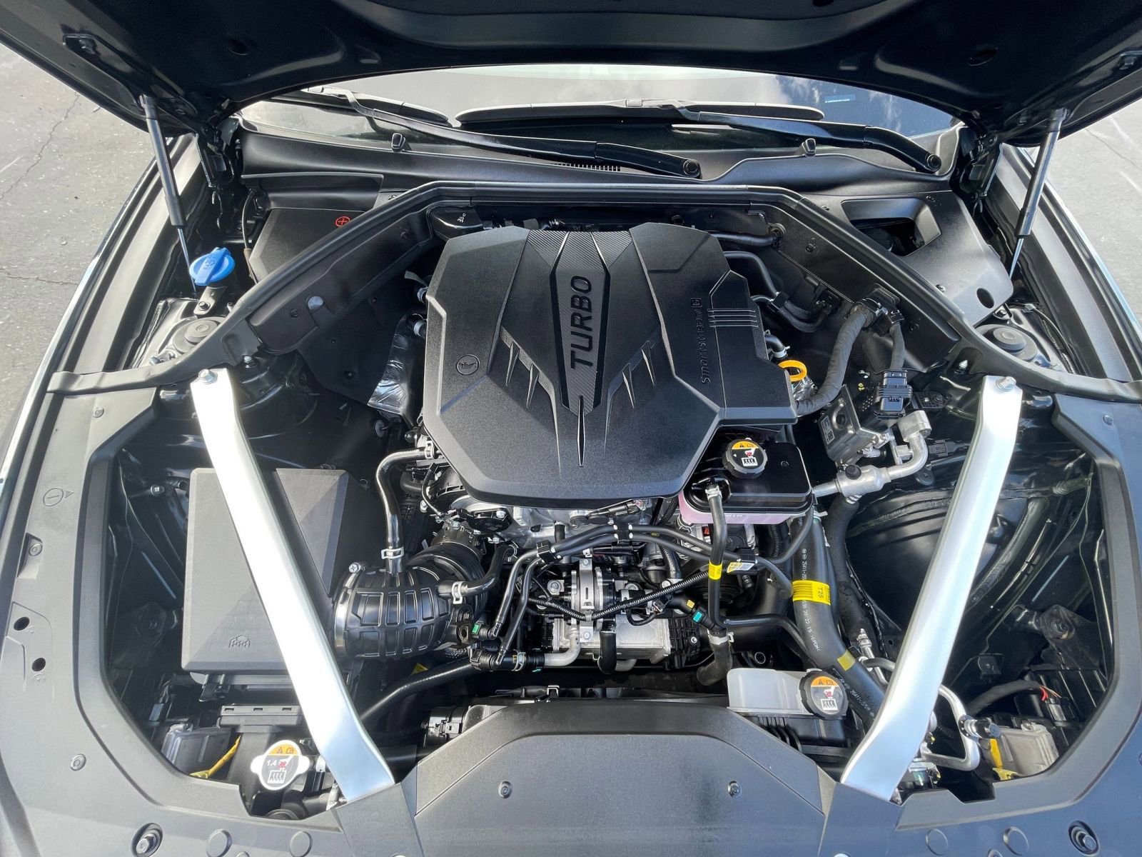 Thumbnail: 2025 Genesis G70 - 32