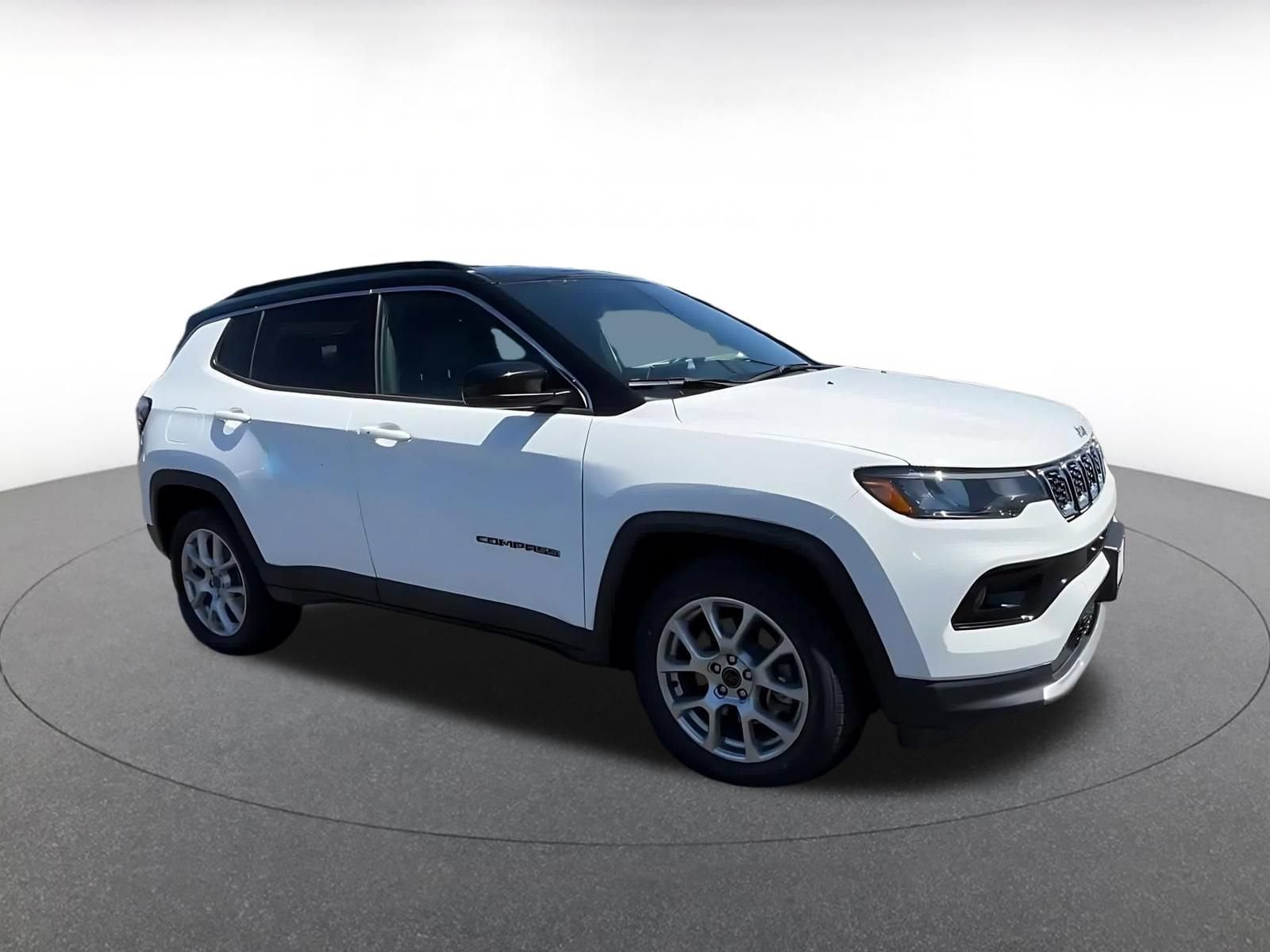 Thumbnail: 2025 Jeep Compass - 2