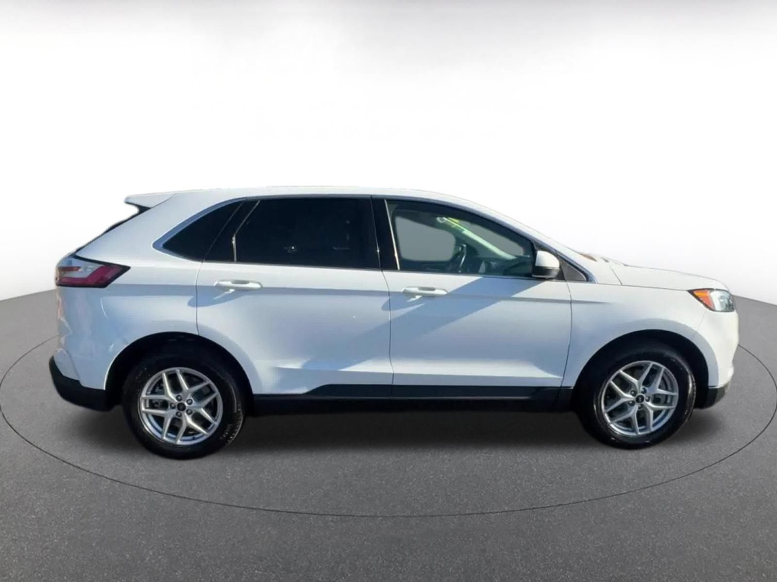 Thumbnail: 2024 Ford Edge - 16