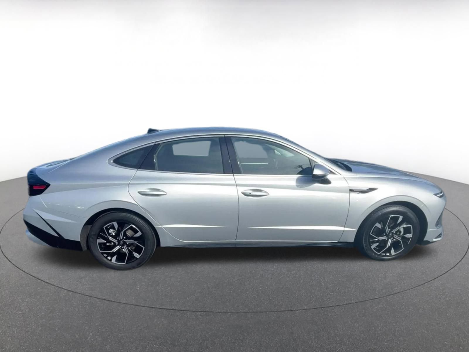 Thumbnail: 2025 Hyundai Sonata - 15