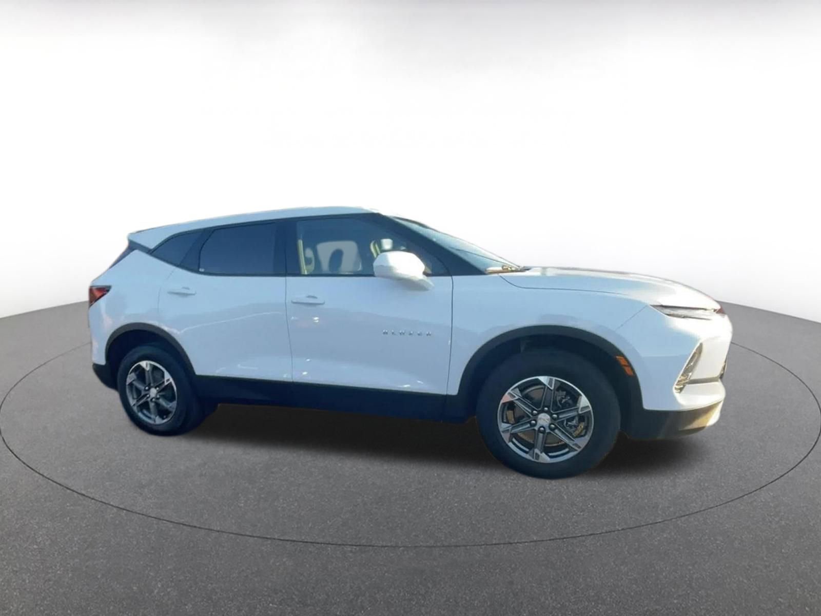 Thumbnail: 2025 Chevrolet Blazer - 2