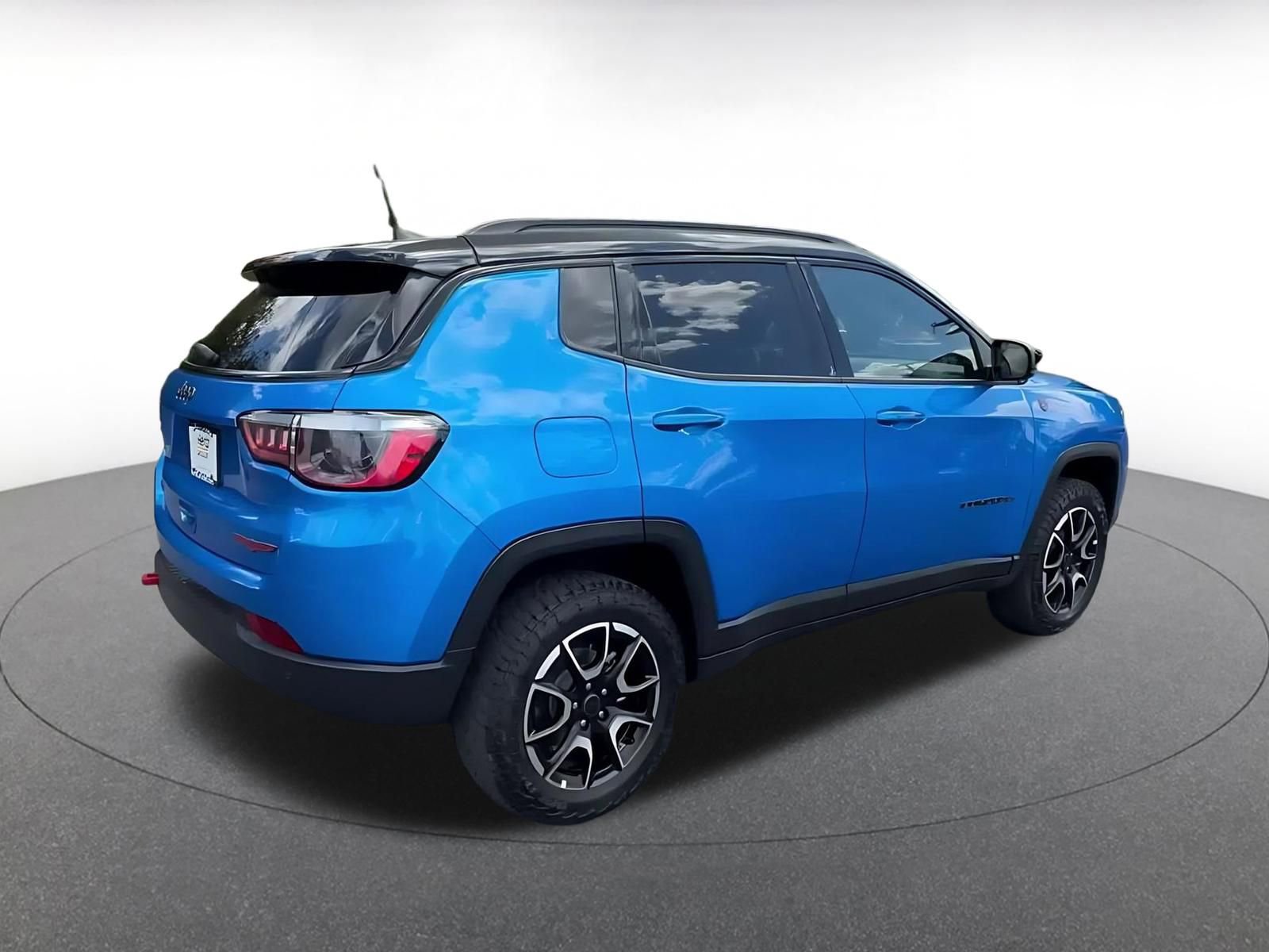 Thumbnail: 2025 Jeep Compass - 15