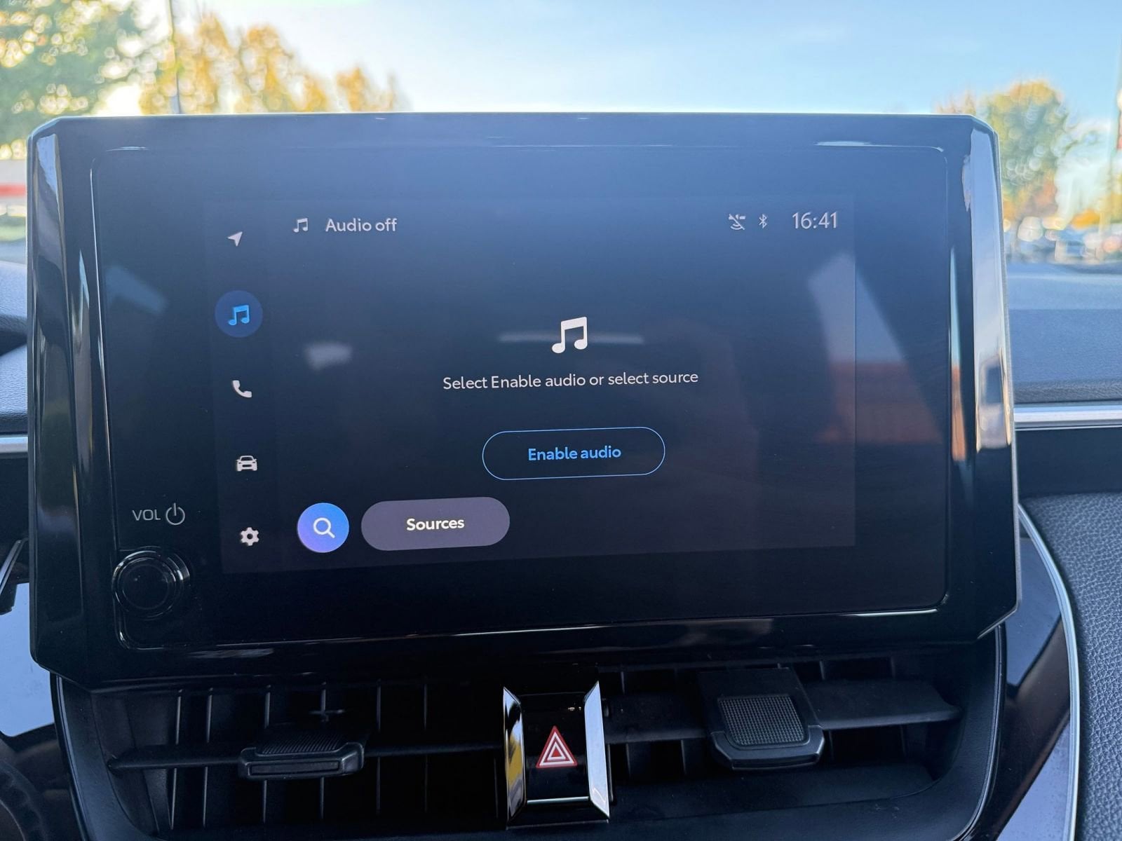 Thumbnail: 2025 Toyota Corolla - 21