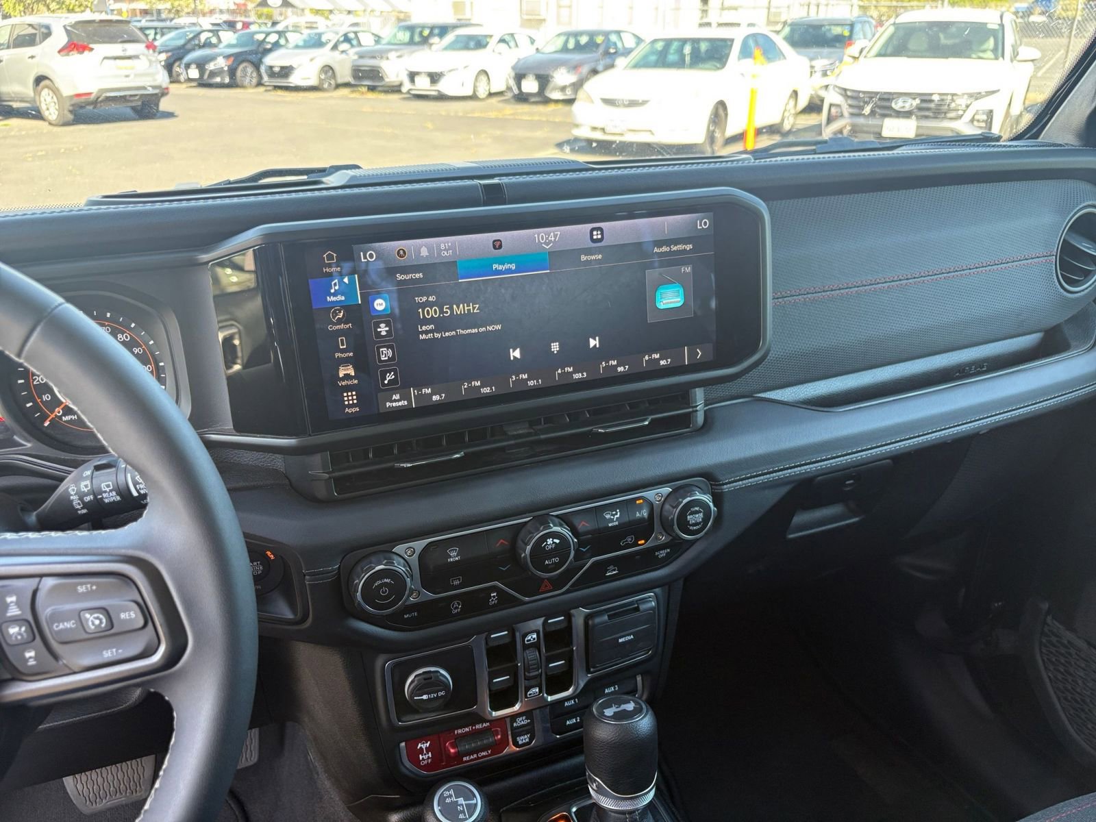 Thumbnail: 2025 Jeep Wrangler - 17