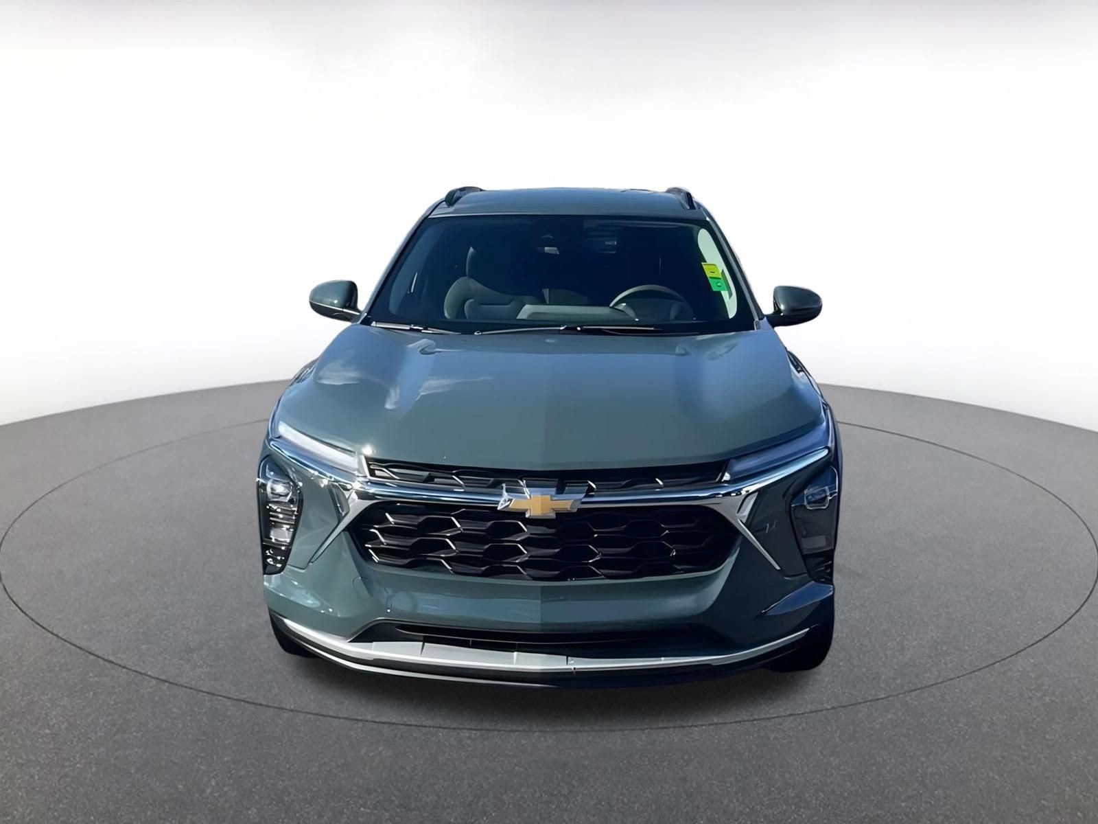 Thumbnail: 2025 Chevrolet Trax - 4