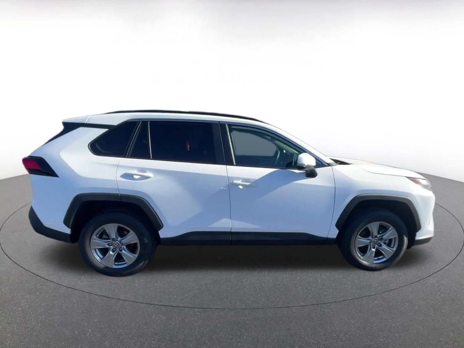 Thumbnail: 2025 Toyota RAV4 - 16