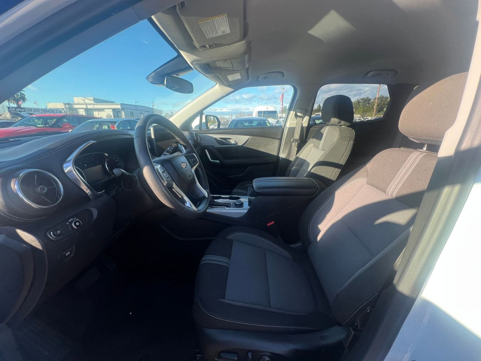 Thumbnail: 2025 Chevrolet Blazer - 28