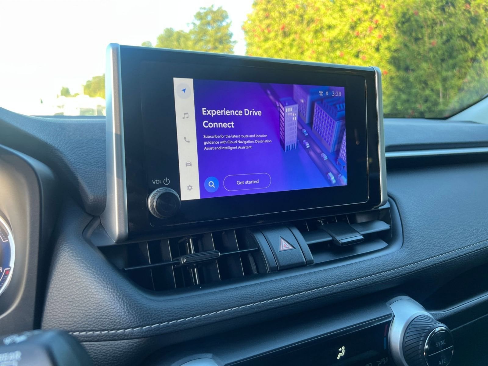 Thumbnail: 2025 Toyota RAV4 - 21