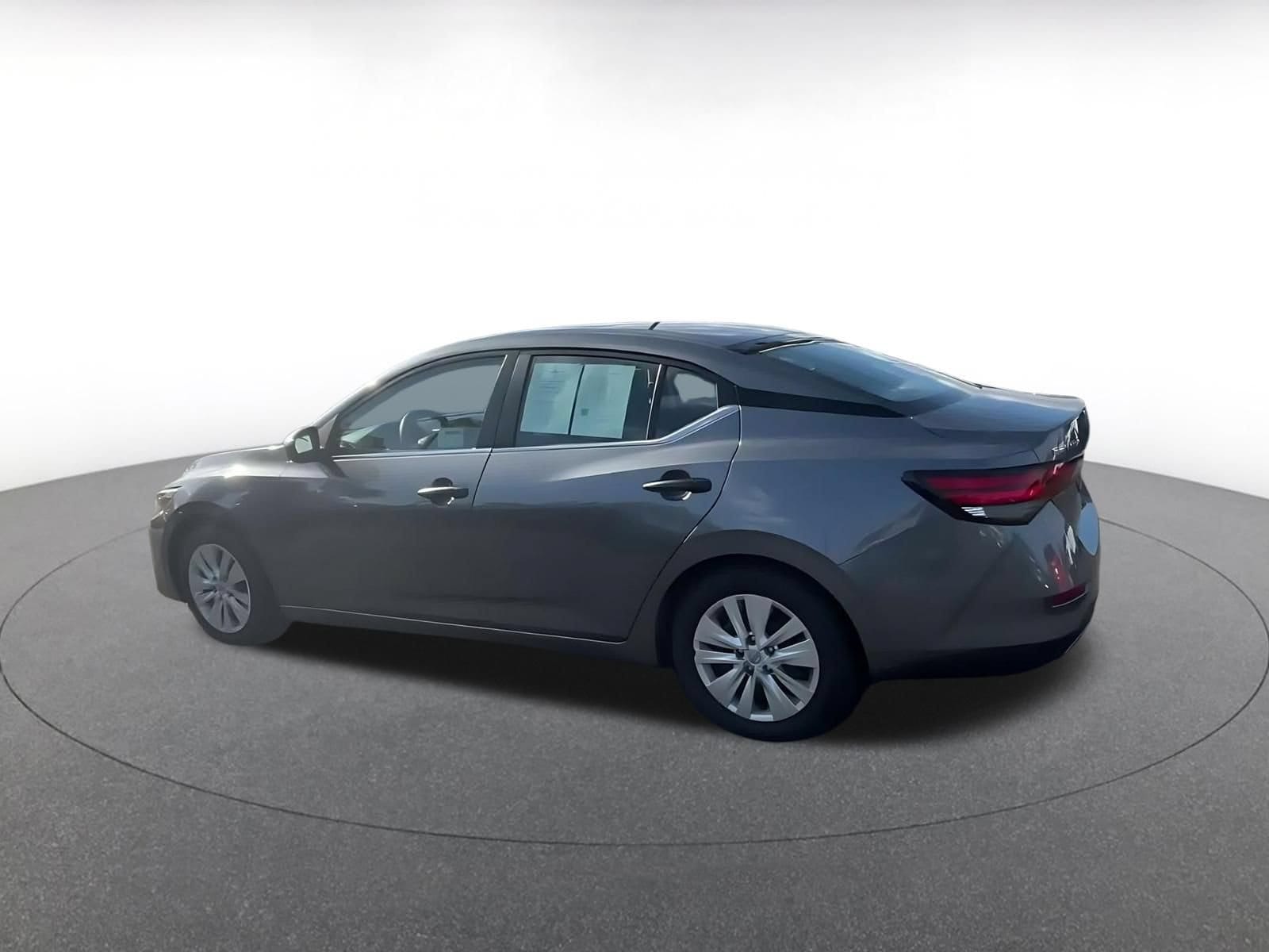 Thumbnail: 2025 Nissan Sentra - 9