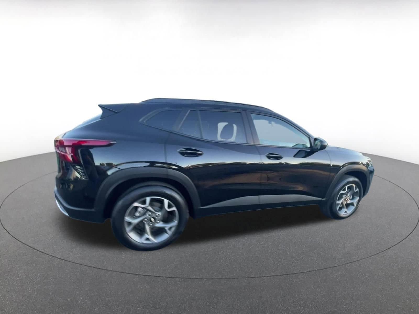 Thumbnail: 2025 Chevrolet Trax - 15