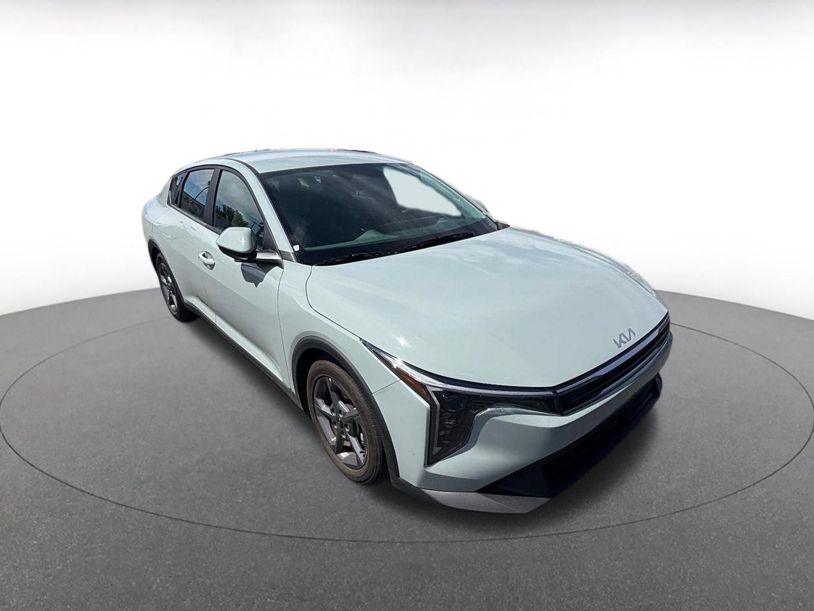 Thumbnail: 2025 Kia K4 - 2