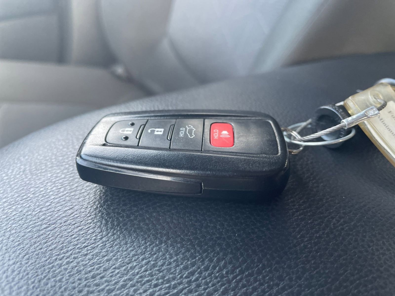 Thumbnail: 2025 Toyota RAV4 - 22