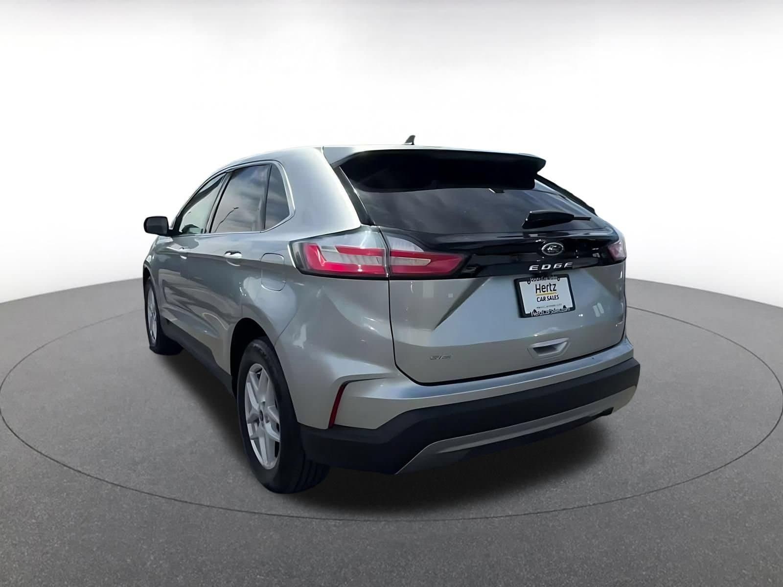 Thumbnail: 2024 Ford Edge - 9