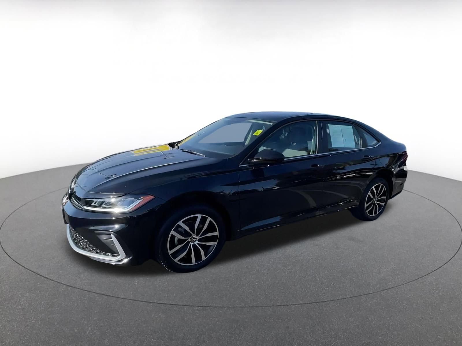 Thumbnail: 2025 Volkswagen Jetta - 8