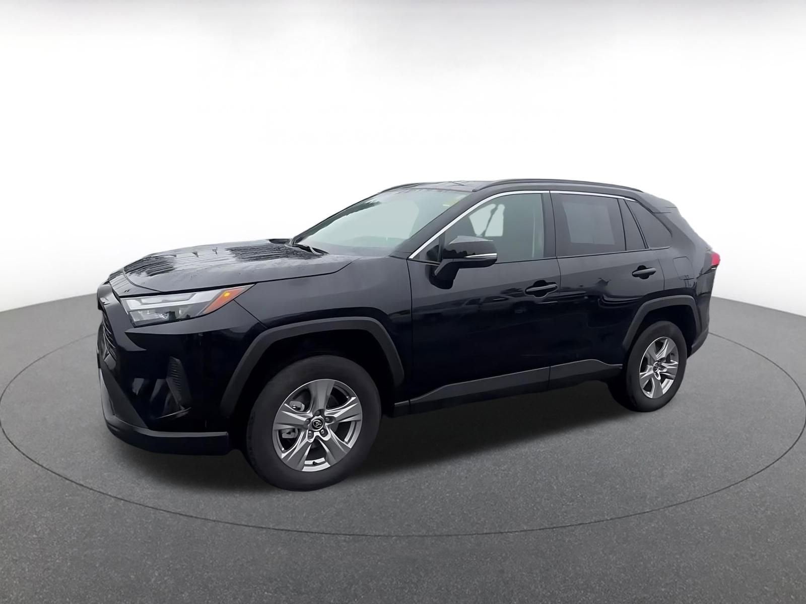 Thumbnail: 2025 Toyota RAV4 - 8