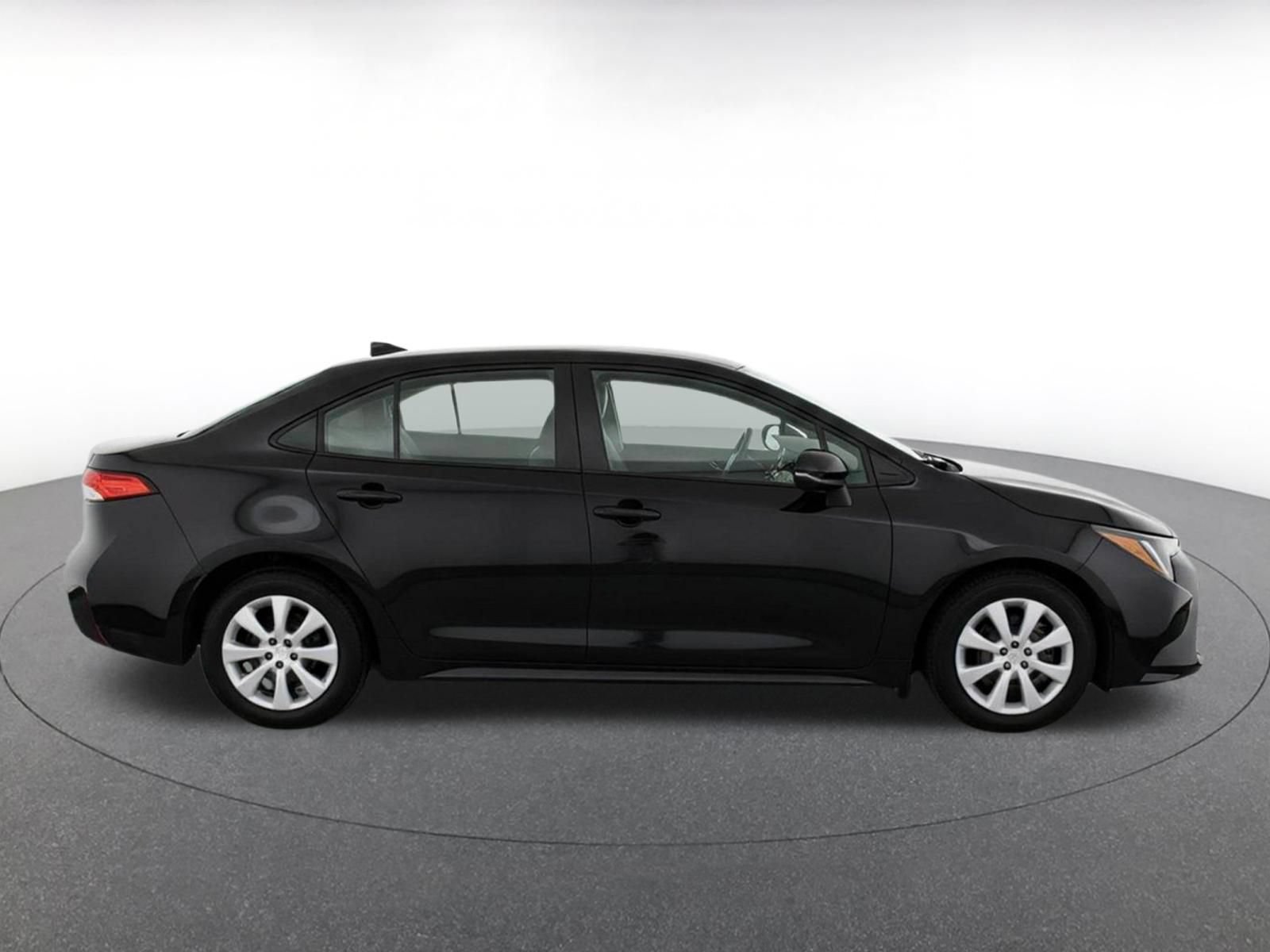 Thumbnail: 2025 Toyota Corolla - 14