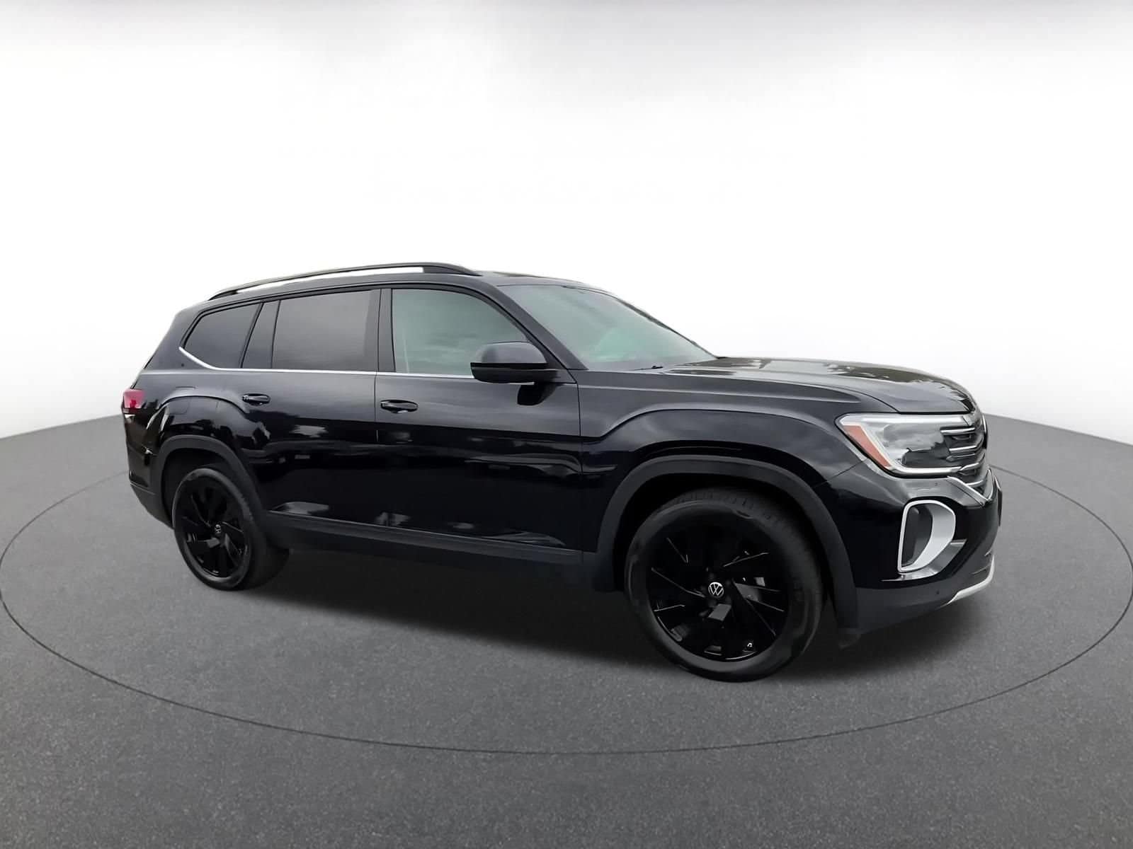 Thumbnail: 2026 Volkswagen Atlas - 2