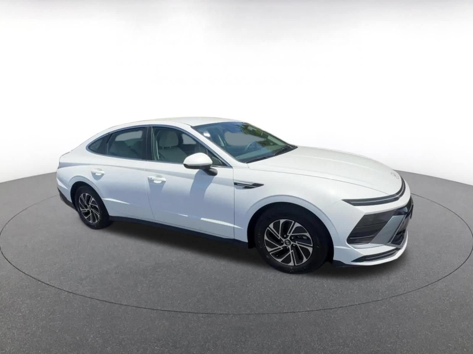 Thumbnail: 2026 Hyundai Sonata - 2