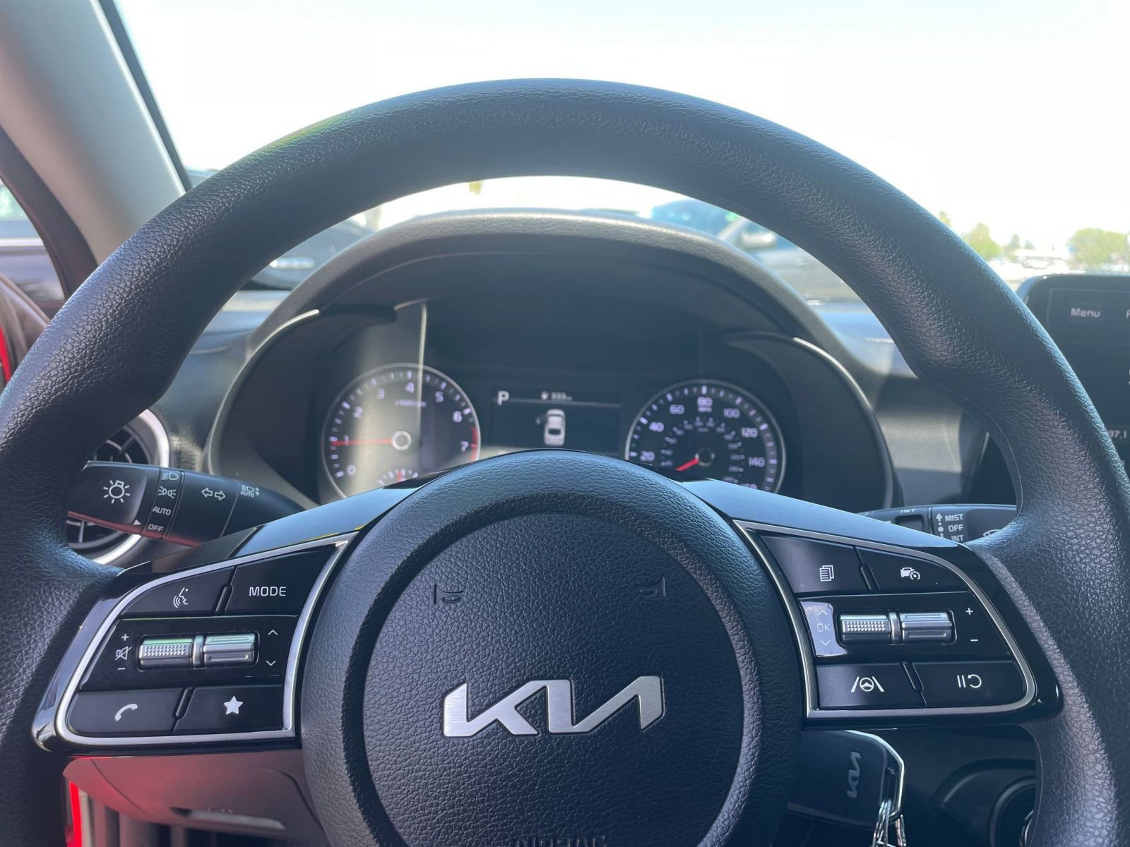 Thumbnail: 2024 Kia Forte - 25